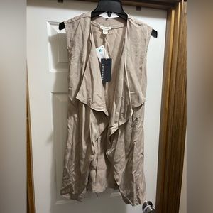 Artisan NY Large tan vest